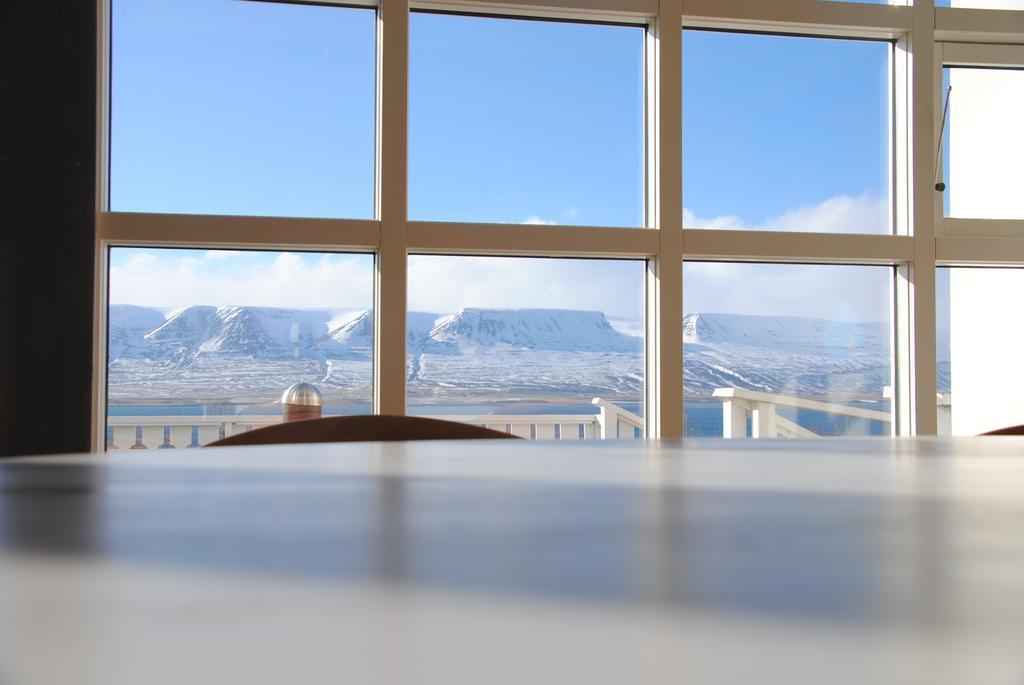Hotel Sveinbjarnargerdi Svalbarthseyri Esterno foto