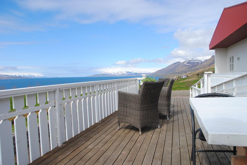 Hotel Sveinbjarnargerdi Svalbarthseyri Esterno foto