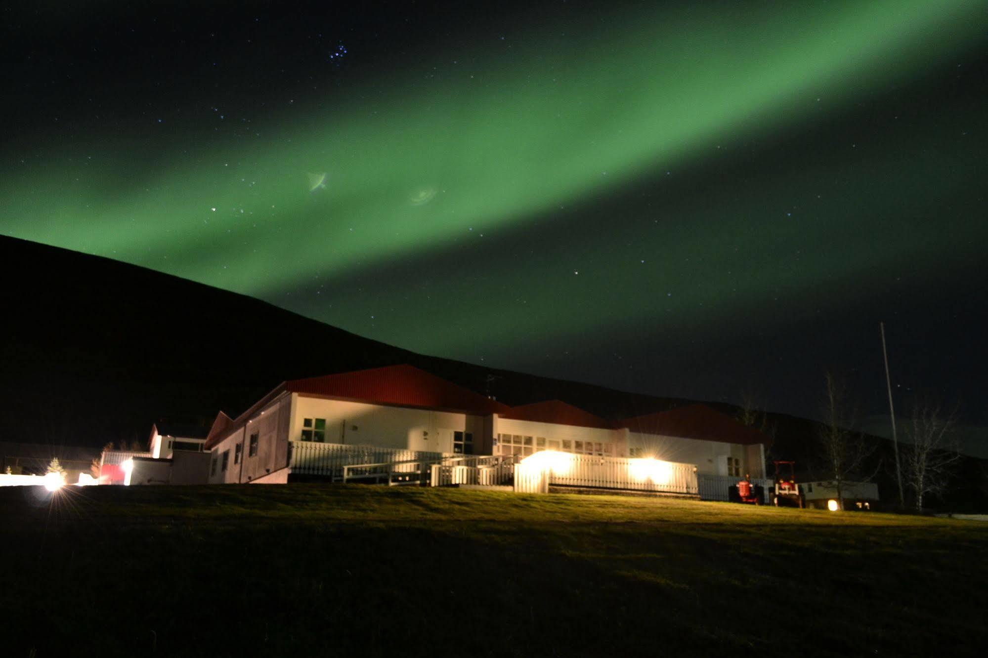 Hotel Sveinbjarnargerdi Svalbarthseyri Esterno foto