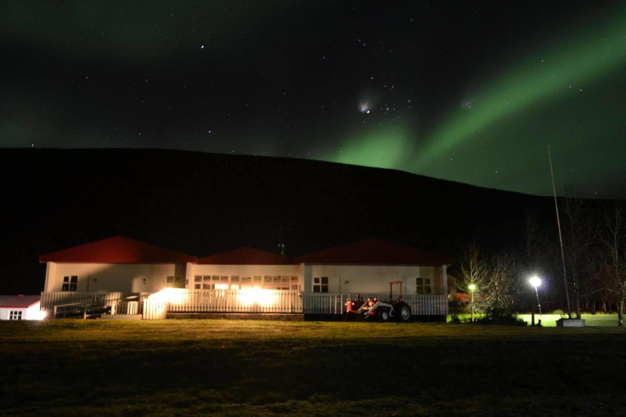 Hotel Sveinbjarnargerdi Svalbarthseyri Esterno foto