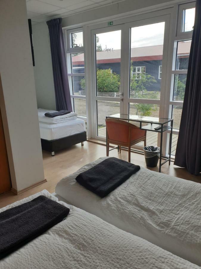 Hotel Sveinbjarnargerdi Svalbarthseyri Esterno foto